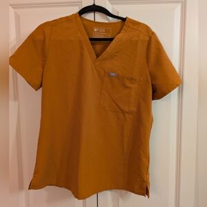 FIGS Women's Catarina One-Pocket Scrub Top - RARE Auburn Color